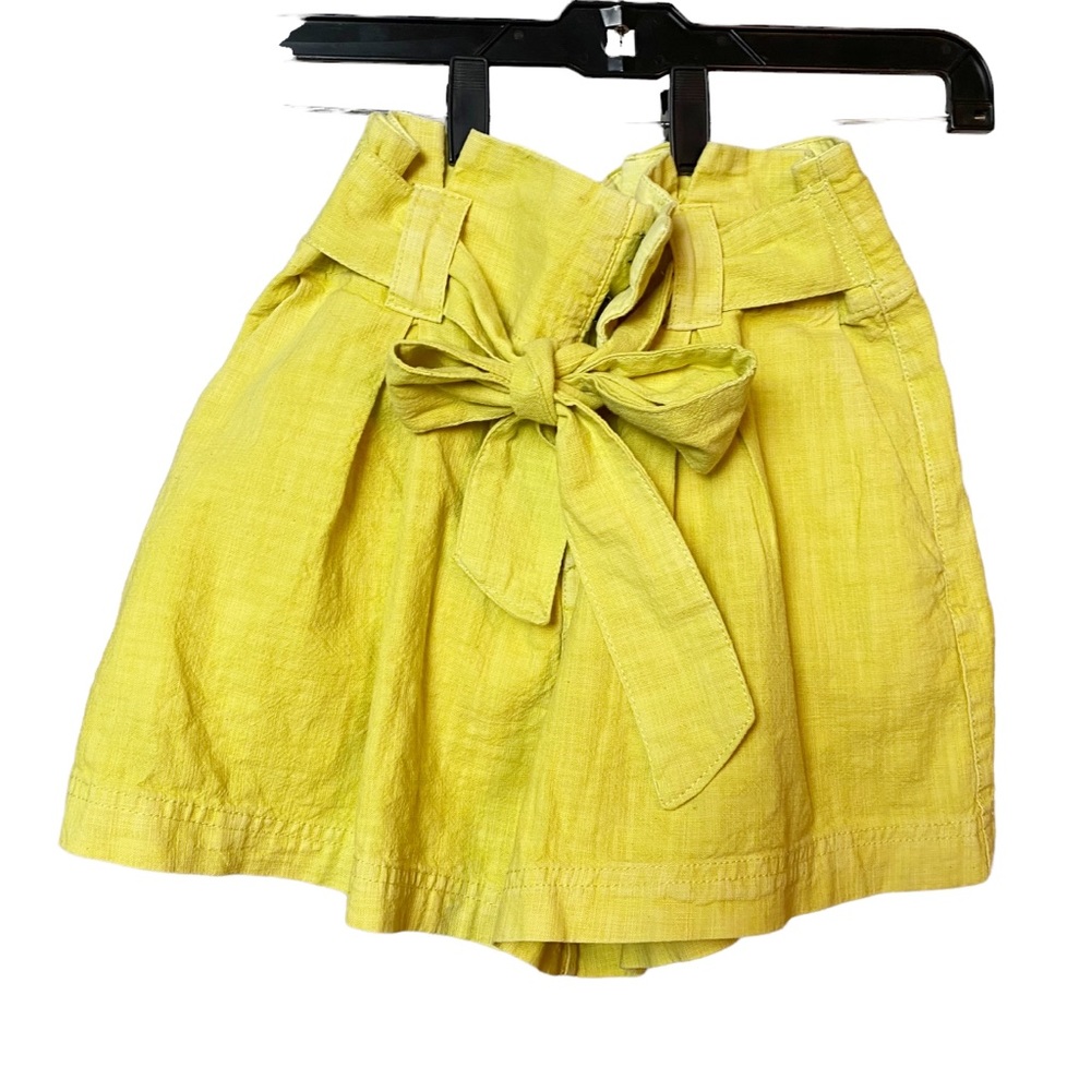 Free people cotton paper bag shorts Sz 2 GUC